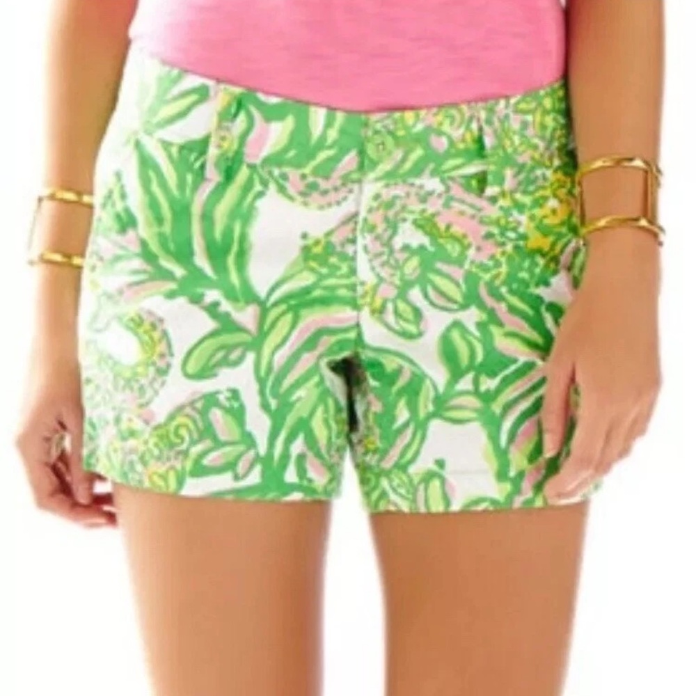 Lily Pulitzer 5” Callahan Beach Twill Shorts 100% Seeing Pink Elephants Print